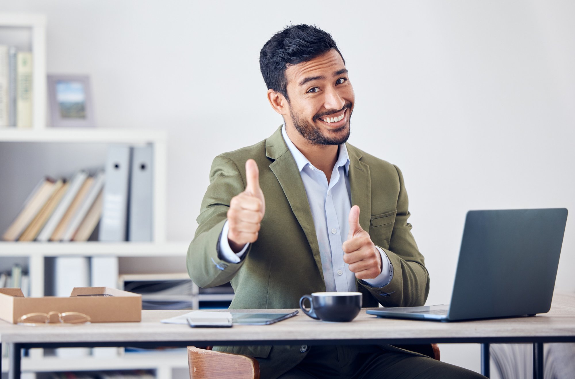 happy-businessman-portrait-thumbs-up-with-laptop-winning-success-good-job-office-asian-man-employee-with-smile-like-emoji-yes-sign-well-done-thank-you-positive-feedback happy-businessman-portrait-thumbs-up-with-laptop-winning-success-good-job-office-asian-man-employee-with-smile-like-emoji-yes-sign-well-done-thank-you-positive-feedback
